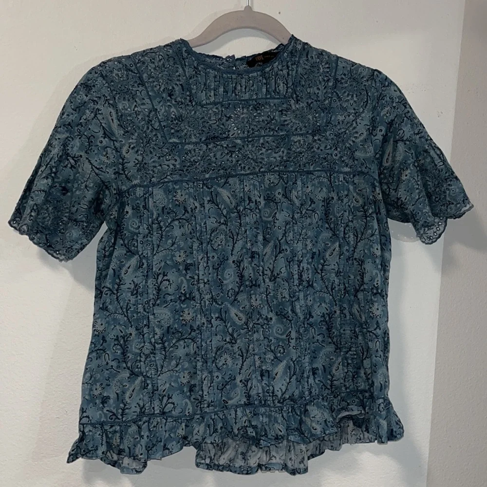 Blue blouse - Picture 2 of 2